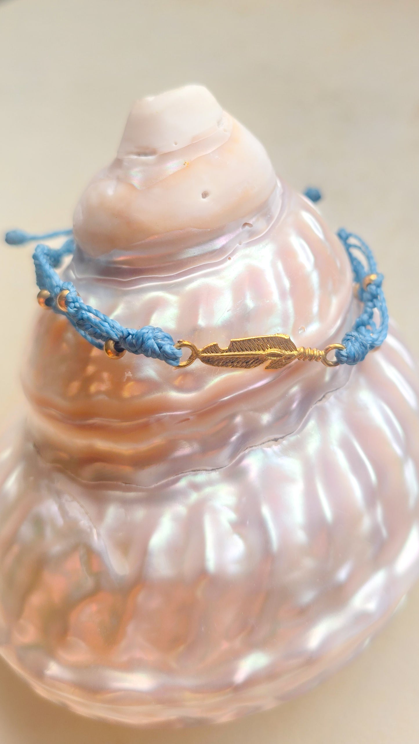 Feather brass bracelet